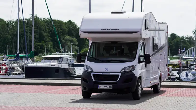 Kamper w Dechę - Weinsberg R59 #1